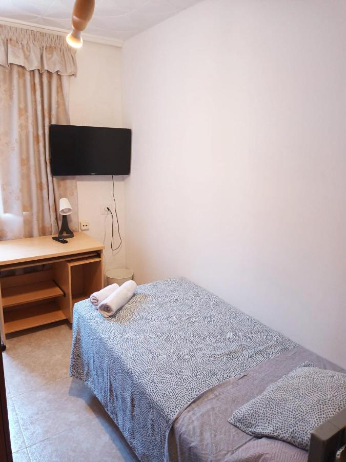 La Malvarrosa Beach Rooms In Shared Apartment Valence Extérieur photo
